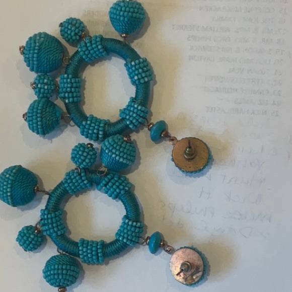 Intake Roberts Roller Rabbit turquoise beaded hoop earrings - Picture 3 of 3